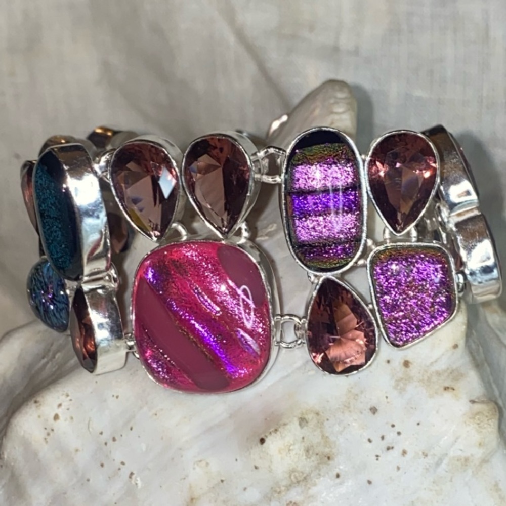 Sold ❤️ Magestic Dichroic gemstone cluster statement bracelet - Picture 1 of 14